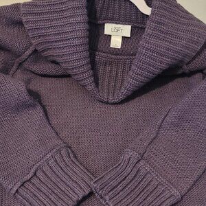🗝 Ann Taylor Loft Turtleneck Purple Sweater